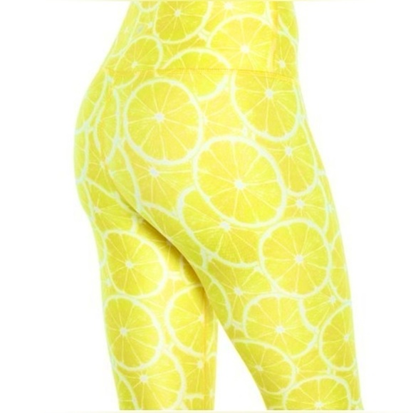 NWOT Wildfox lemon print white yellow sports workout leggings/tights yoga sz S - Picture 2 of 10